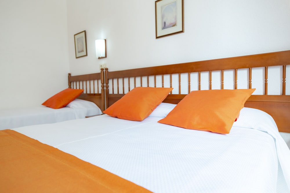 Risech Hotel 36/64