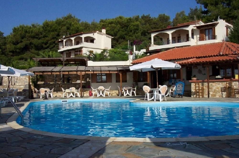 Milia Bay Hotel and Apartments 5/32