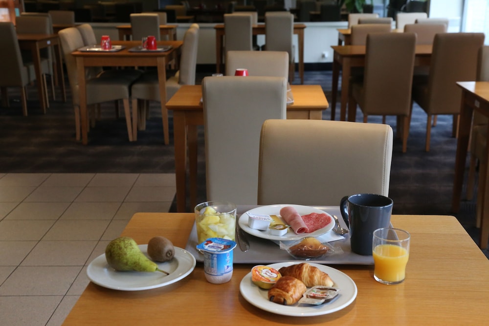 Ibis Orleans La Chapelle Saint Mesmin 44/64