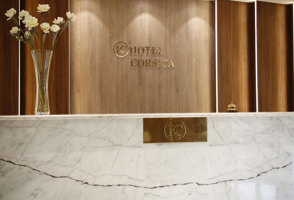 Hotel Corsica 16/74