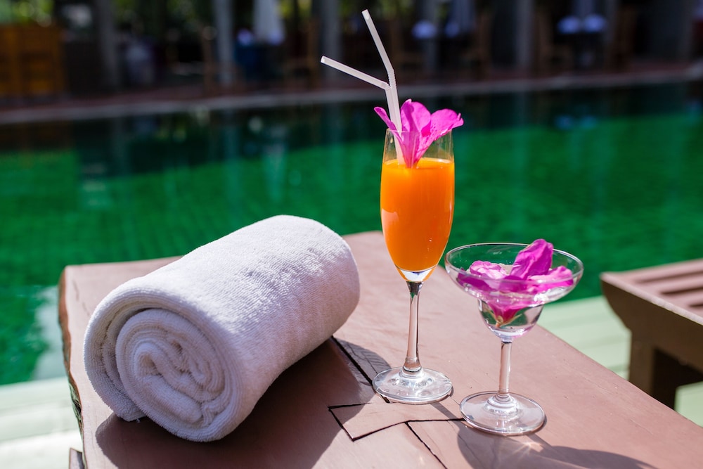 POONYAMANTRA RESORT 48/75