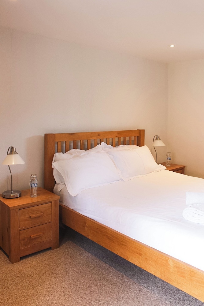 The Selsey Arms 5/49