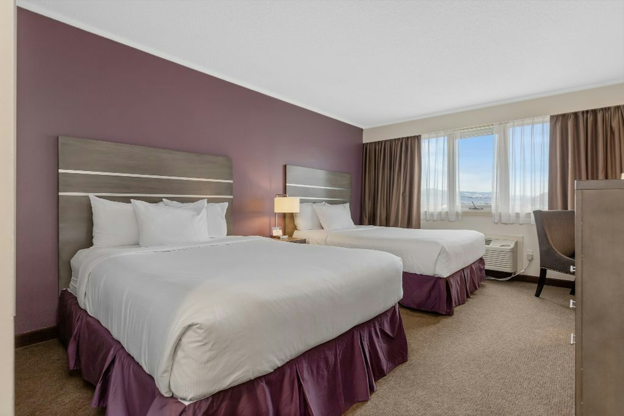 Thompson Hotel Conference Center 12/40