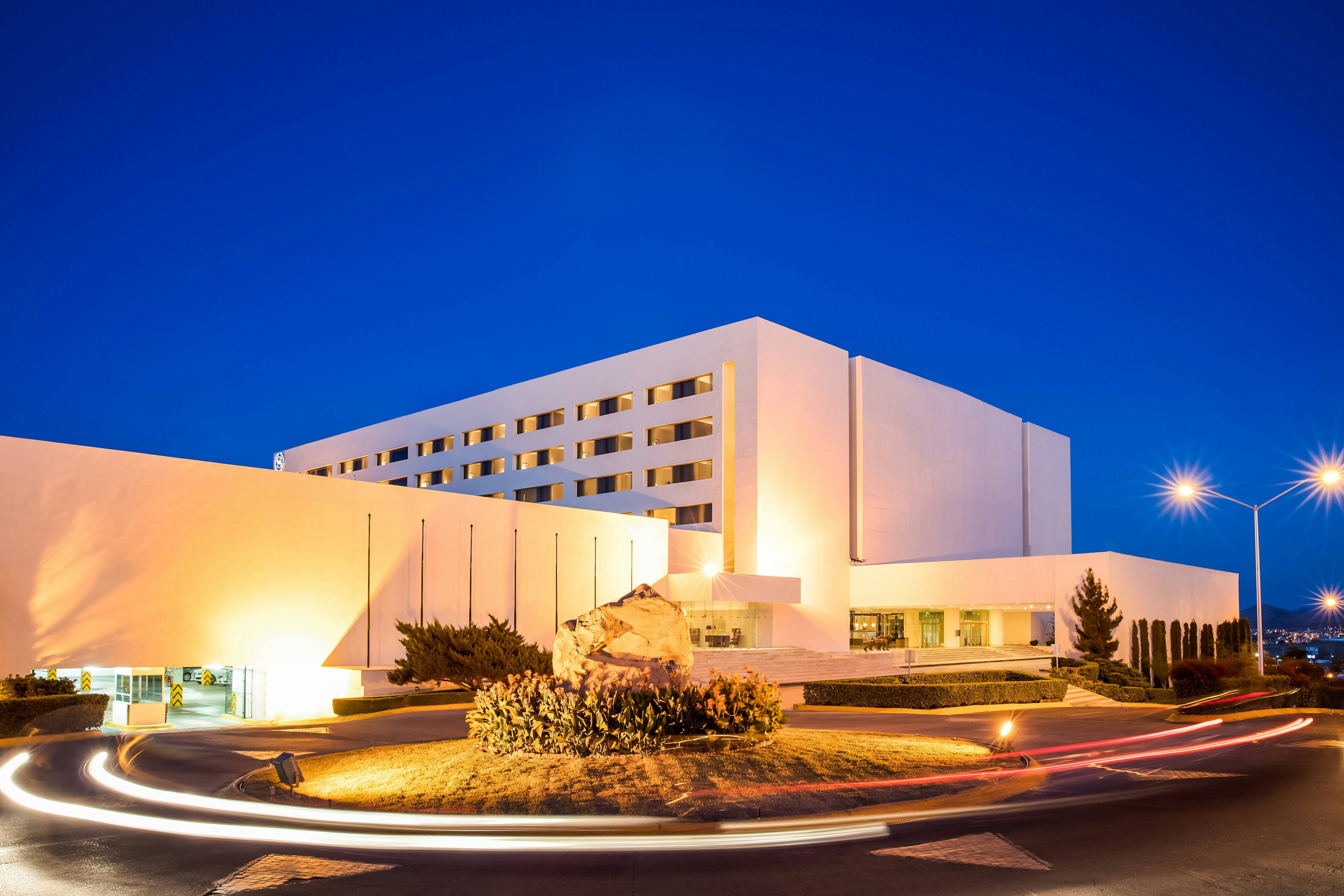 Sheraton Chihuahua Soberano 2/40