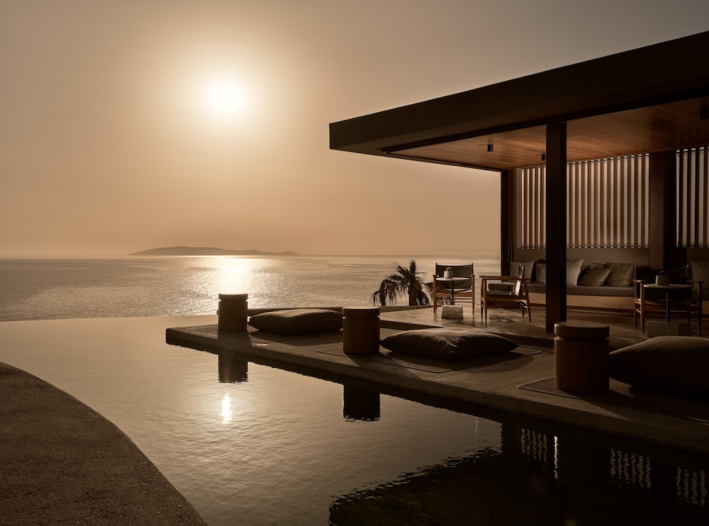 Acro Suites a Wellbeing Resort 47/50