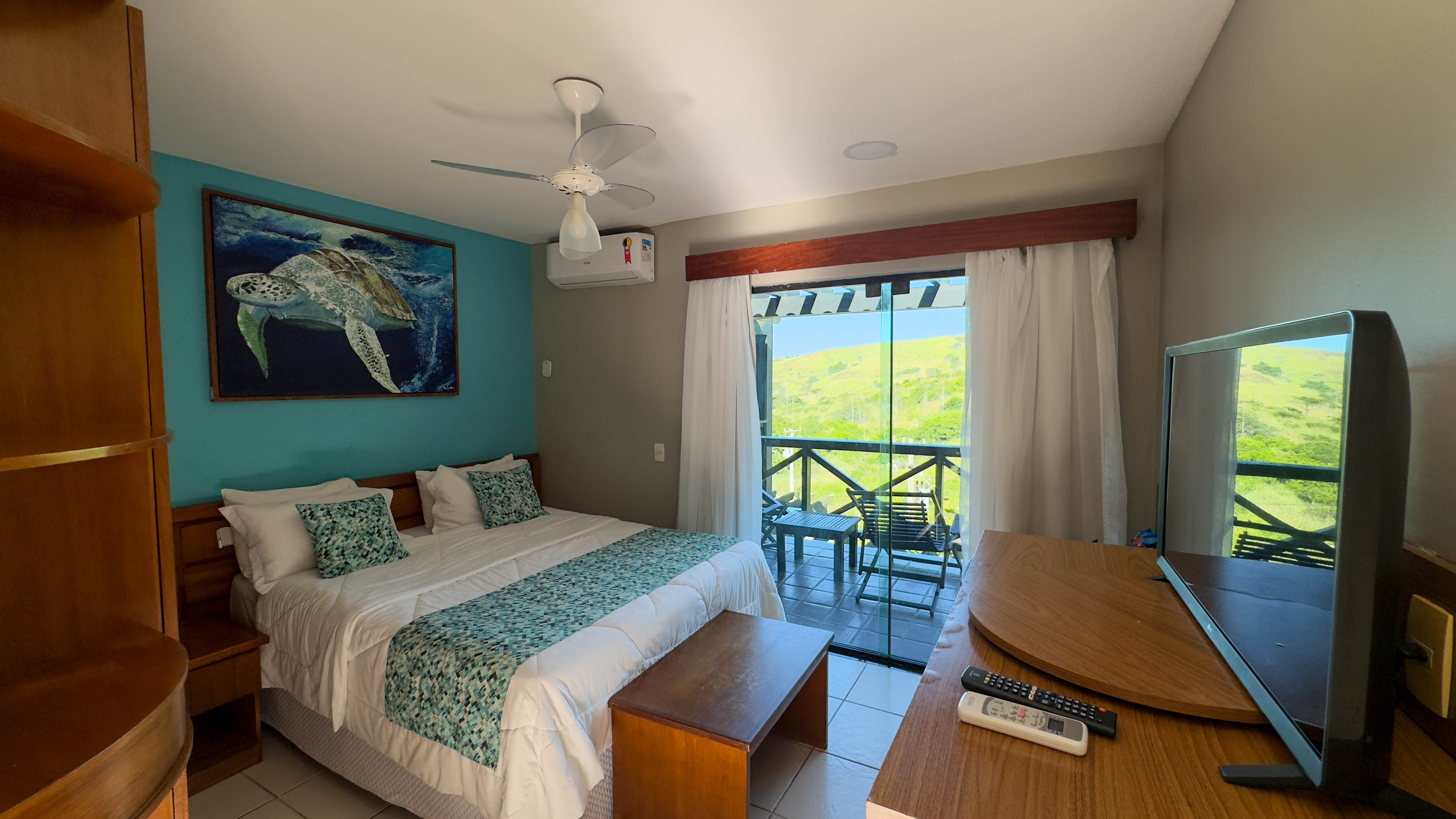 Superior, Suite, Double Bed, Lateral Side Sea View