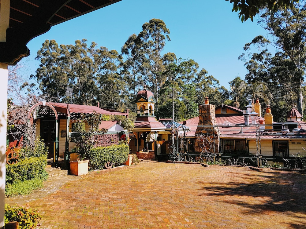 Bridgefield Guest House 38/50