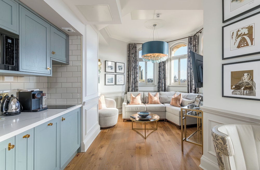 Righ Residences 23/38