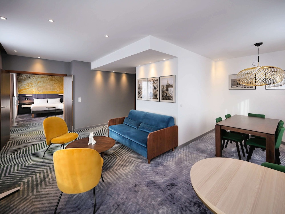 Mercure Warszawa Grand 48/74