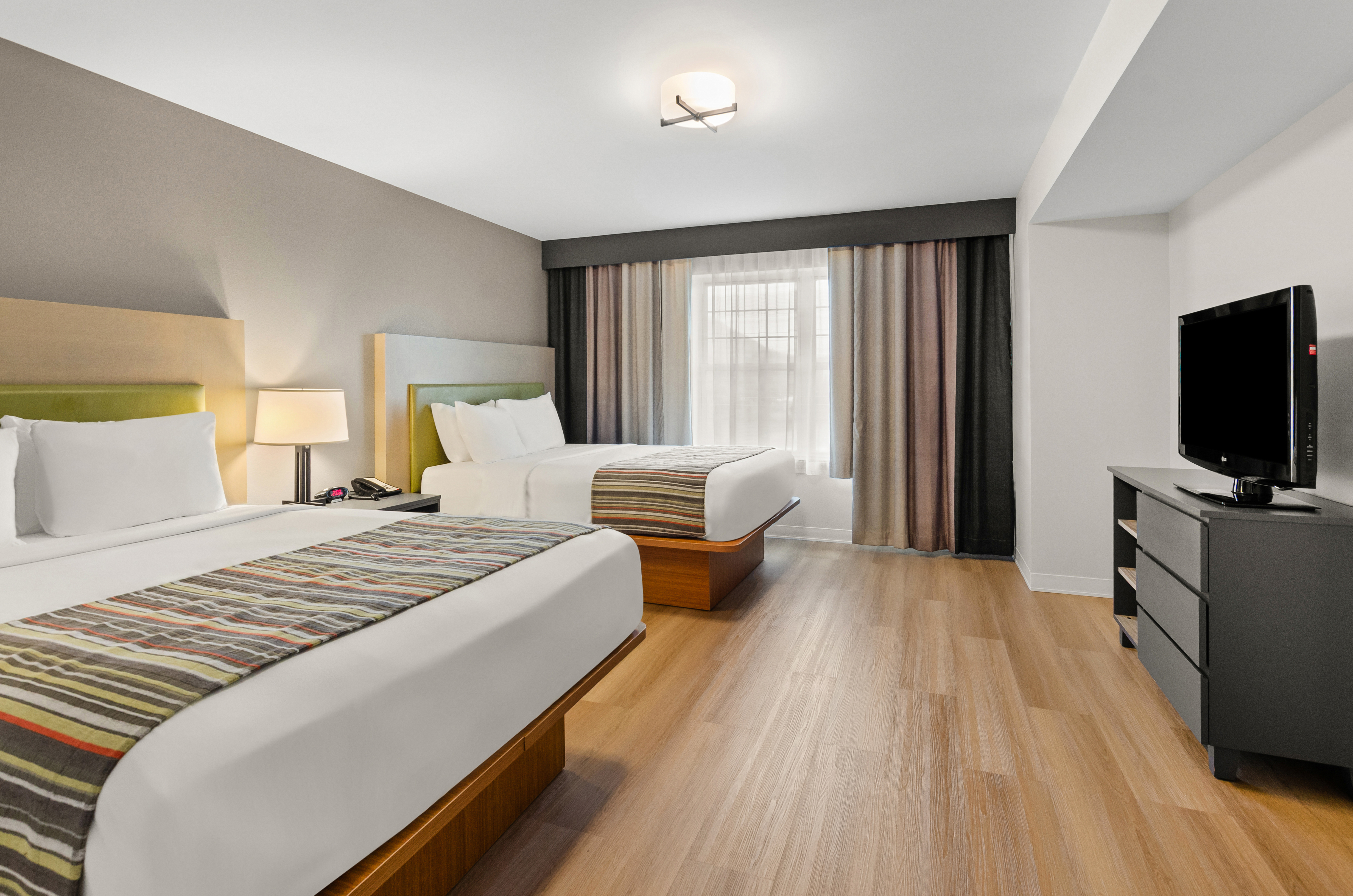 SUITE, 2 QUEEN BEDS