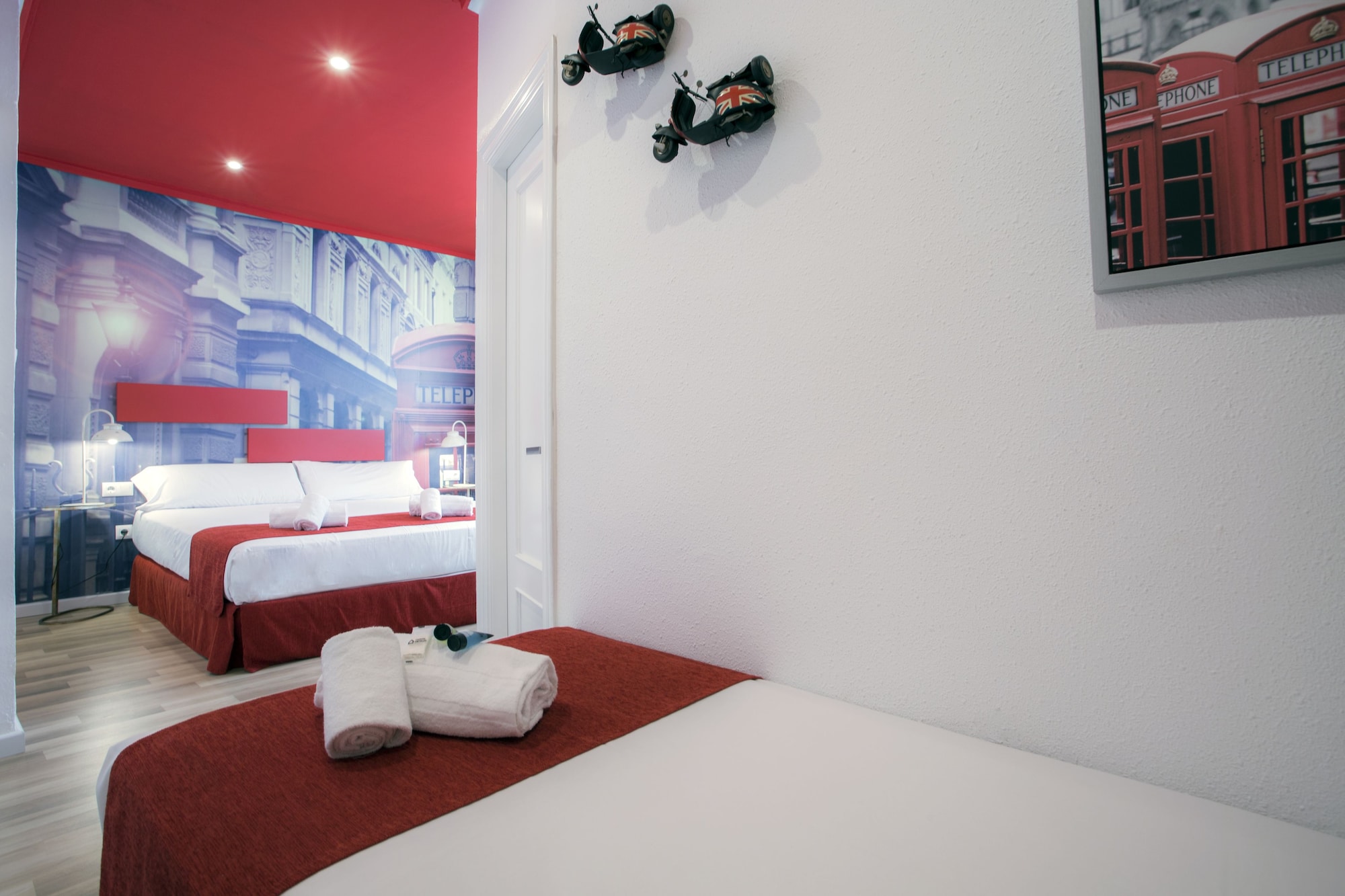 ROOM, TRIPLE