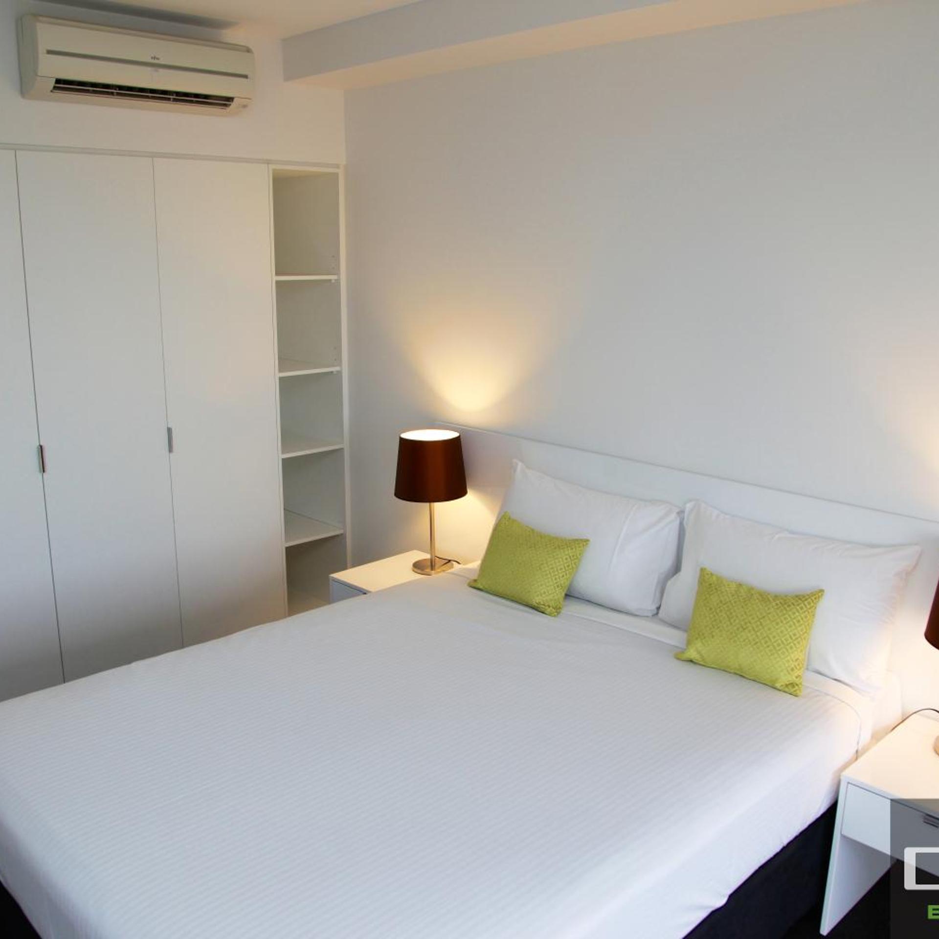 1 Bedroom, Apartment