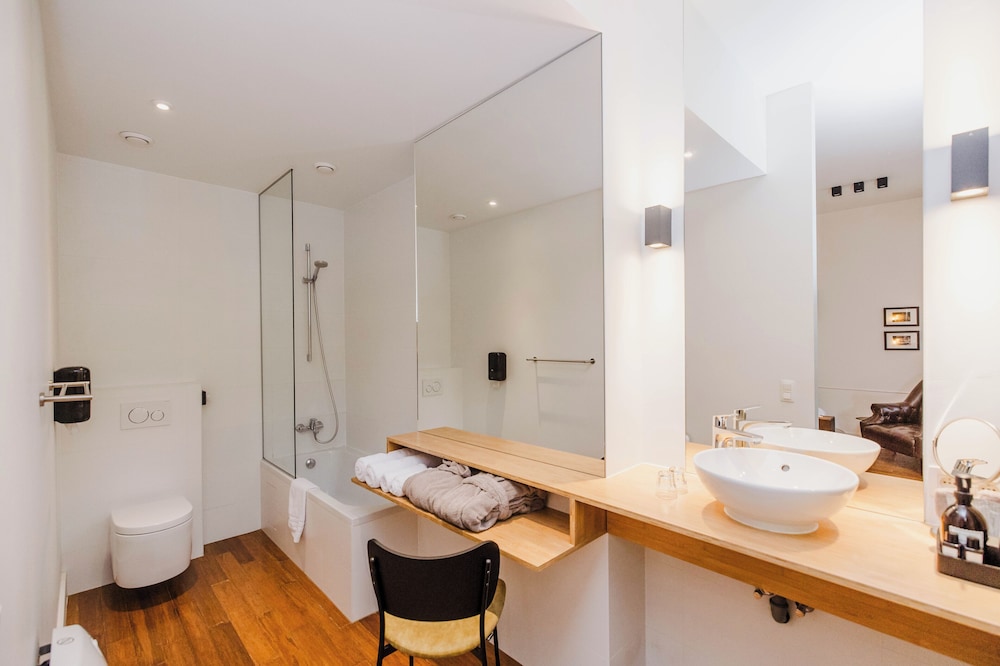 Boutique Hotel Maison Emile 66/67