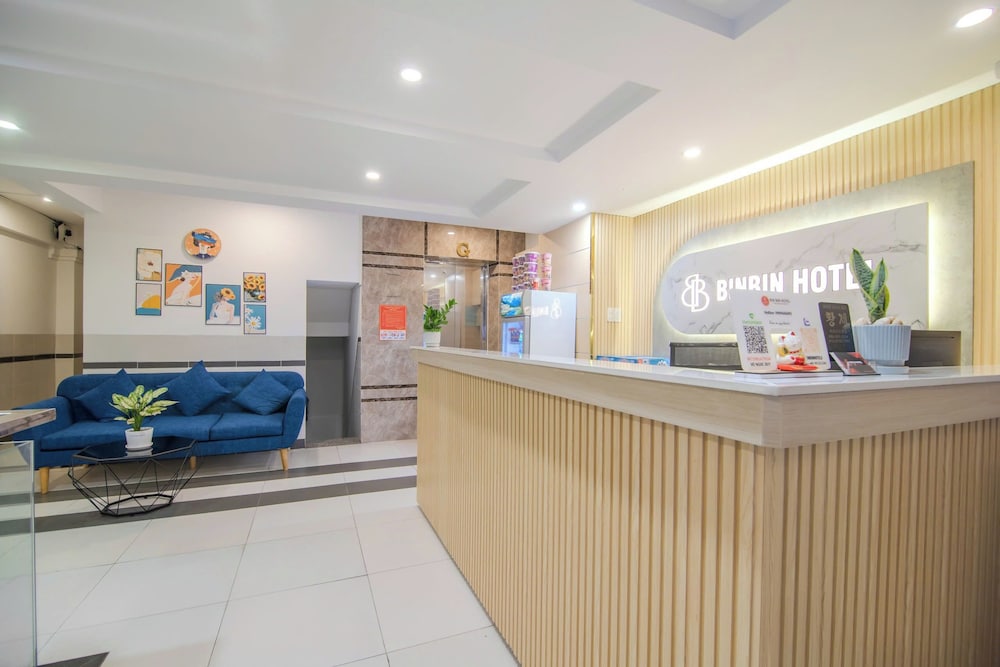 BinBin Hotel 5 - Near Lotte Mart D7 8/50