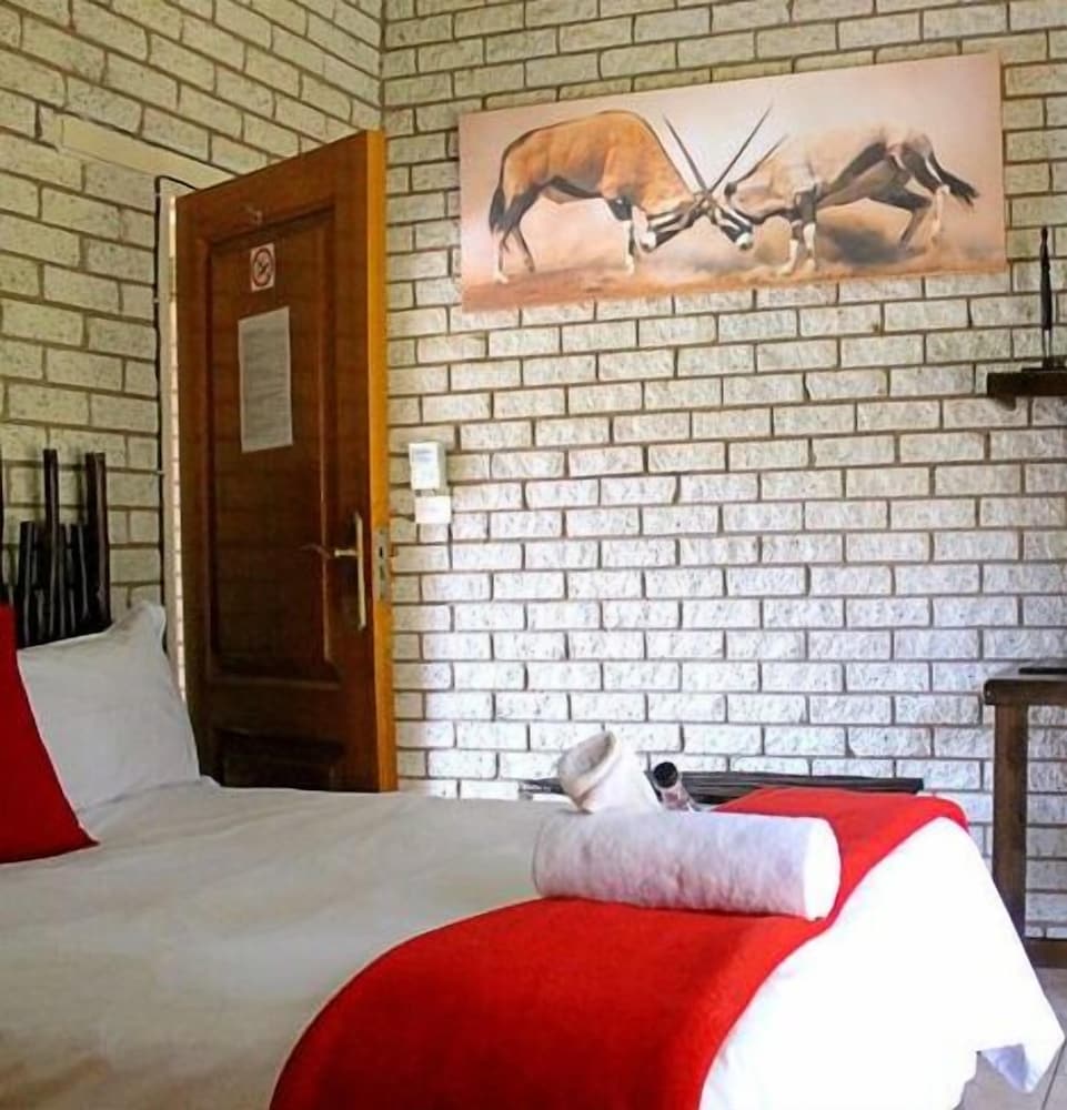 Lion's Guesthouse and The Buck&Lion restaurant 13/50