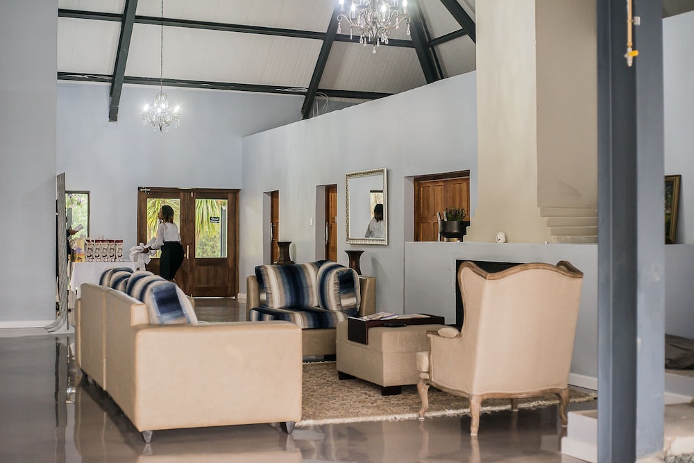 Mount Shekinah Country Hotel 13/28