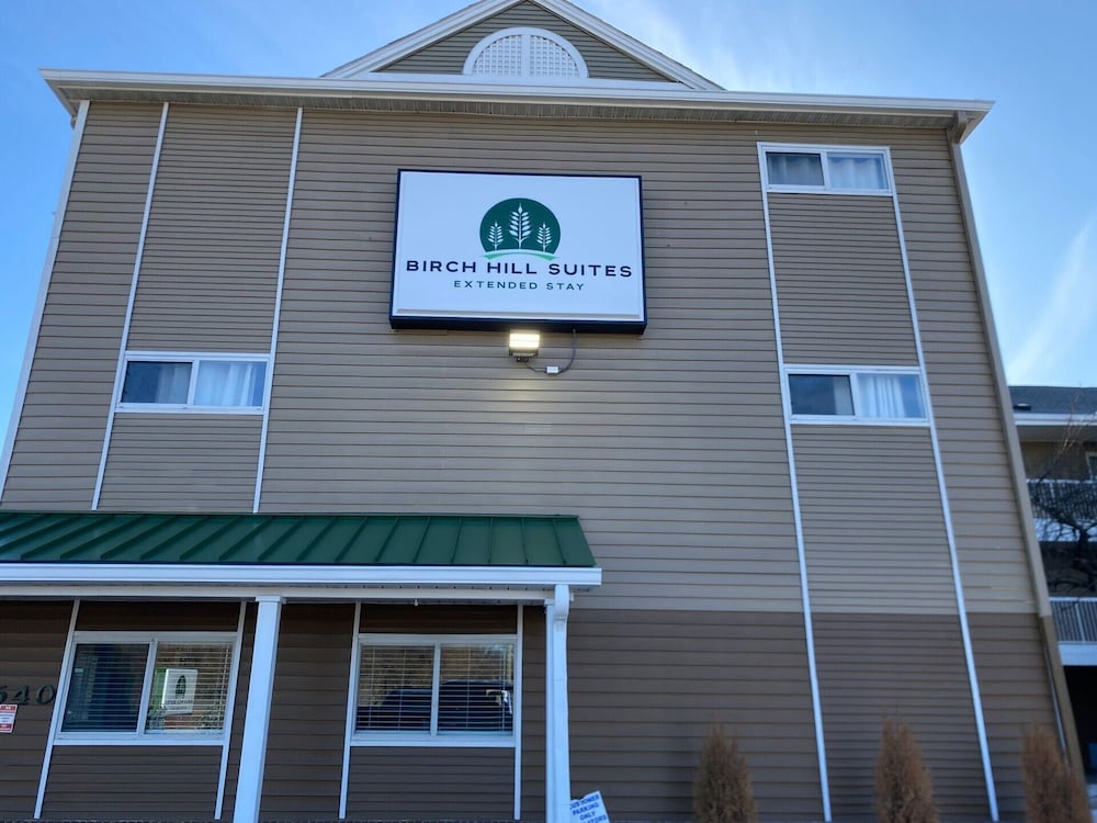 Sun Suites of Louisville 2/20