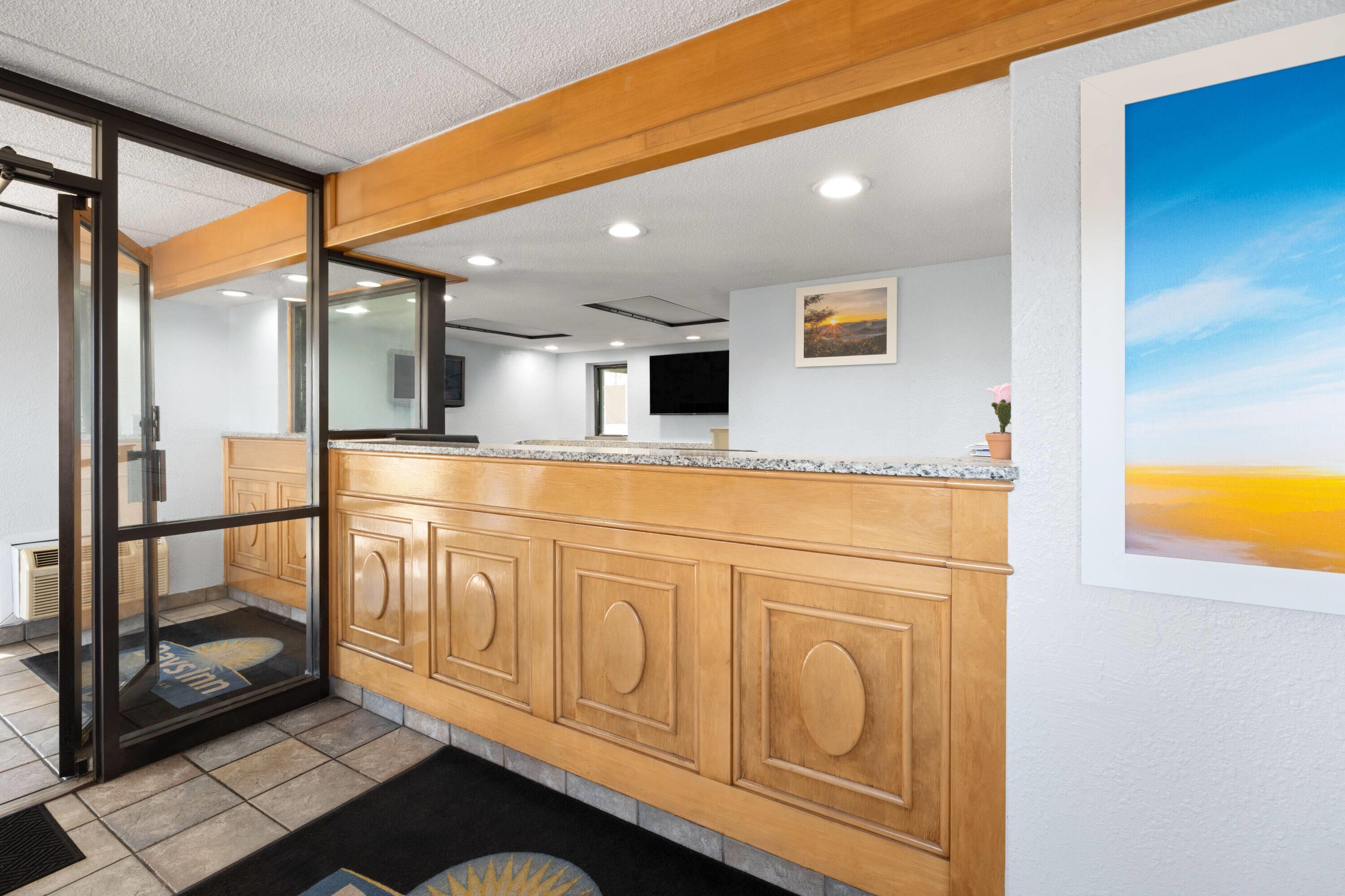 Days Inn by Wyndham Charlotte University 写真5