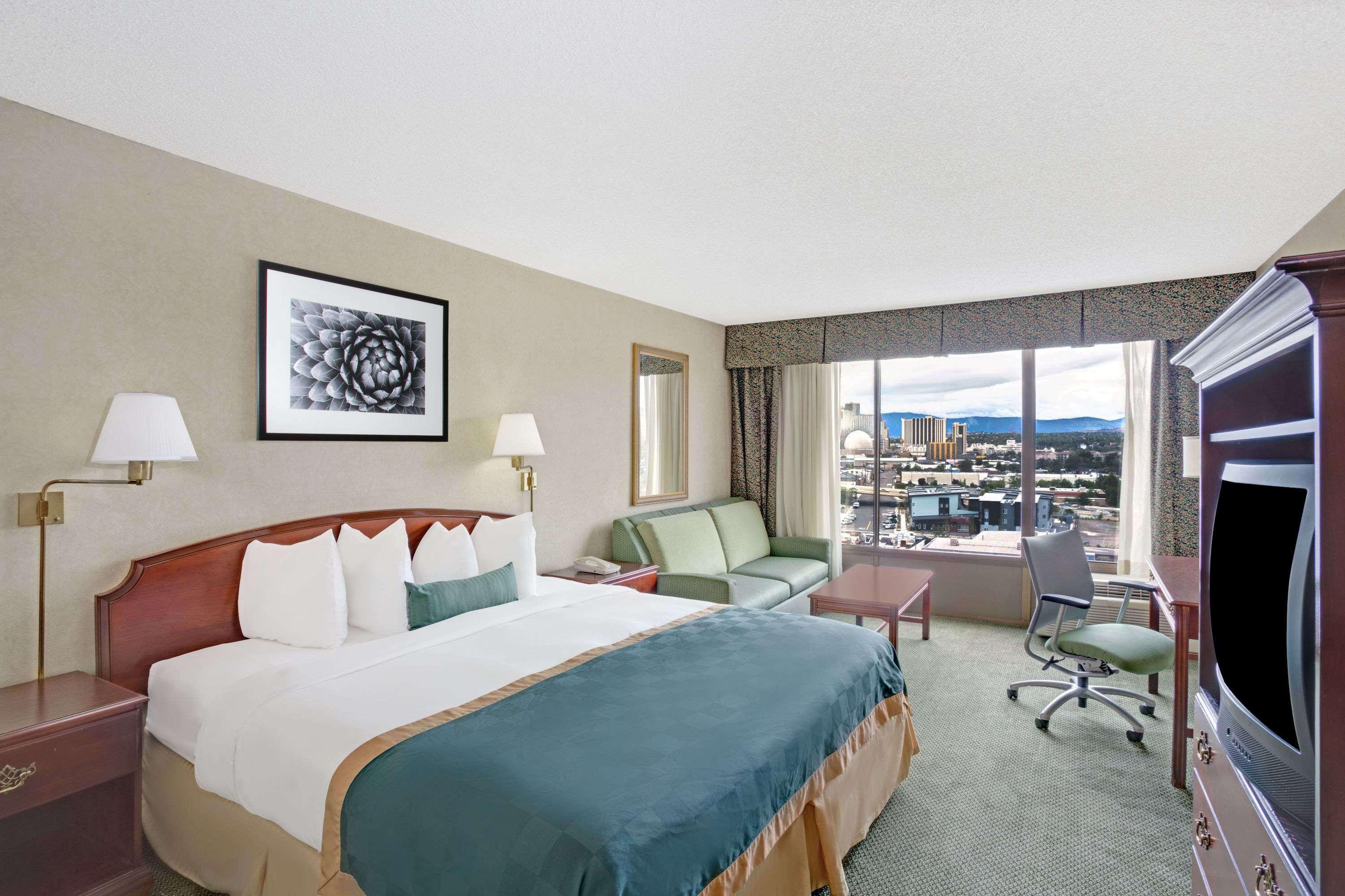 Room, King Bed, Smoking