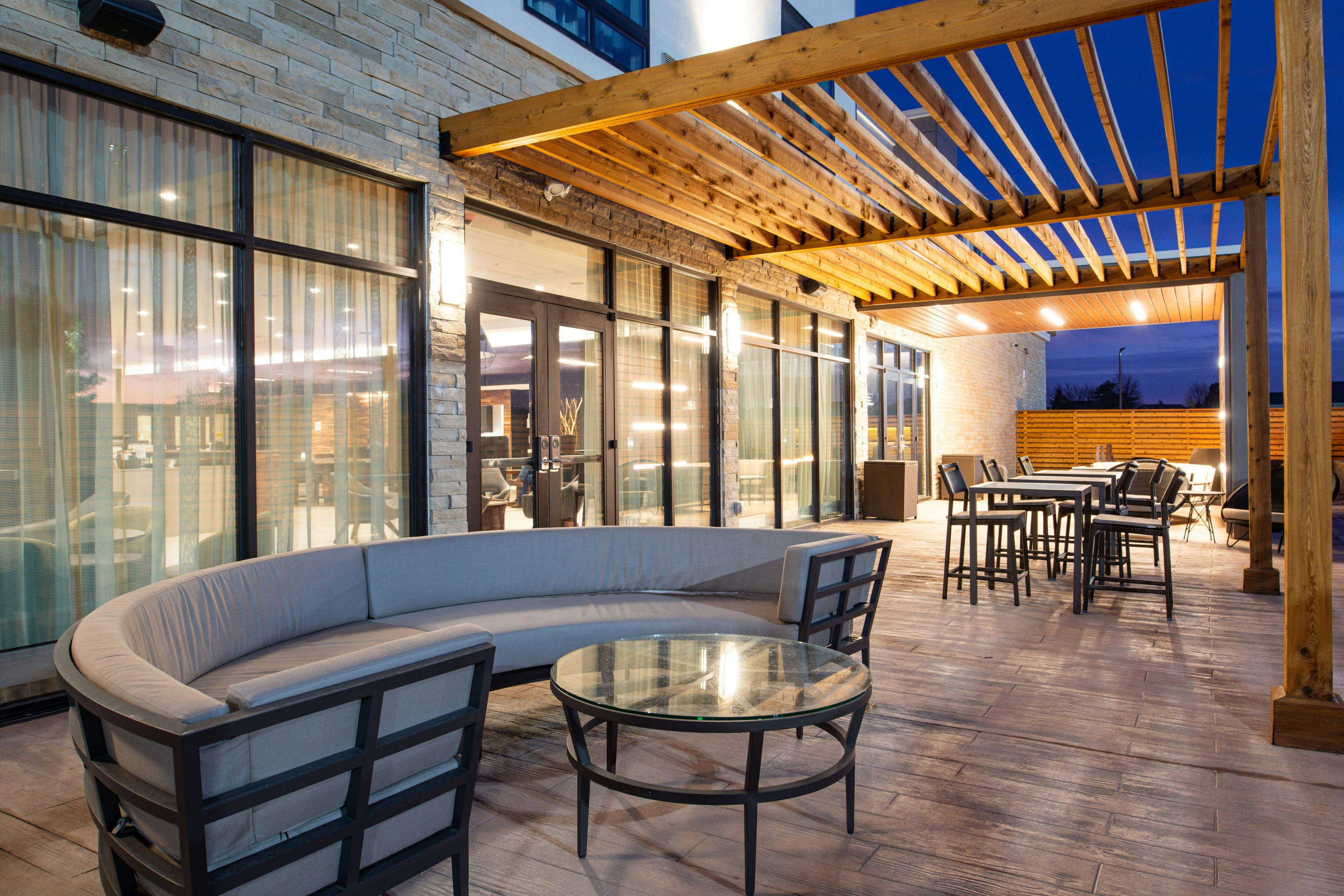 Courtyard Kansas City Olathe 32/51