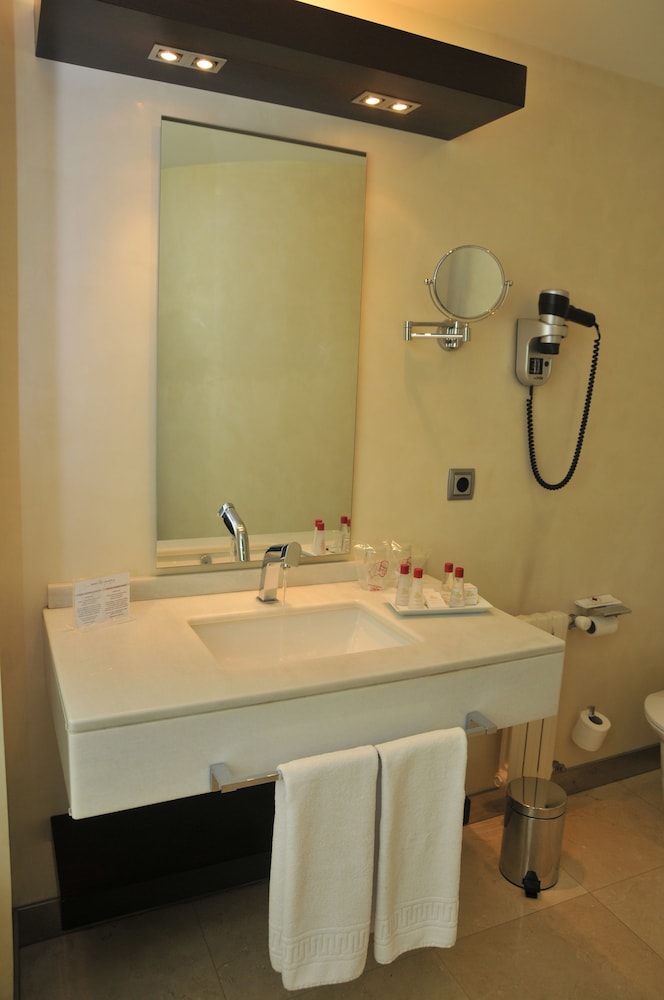 Maroa Hotel Ex Hotel America Vigo 36/48