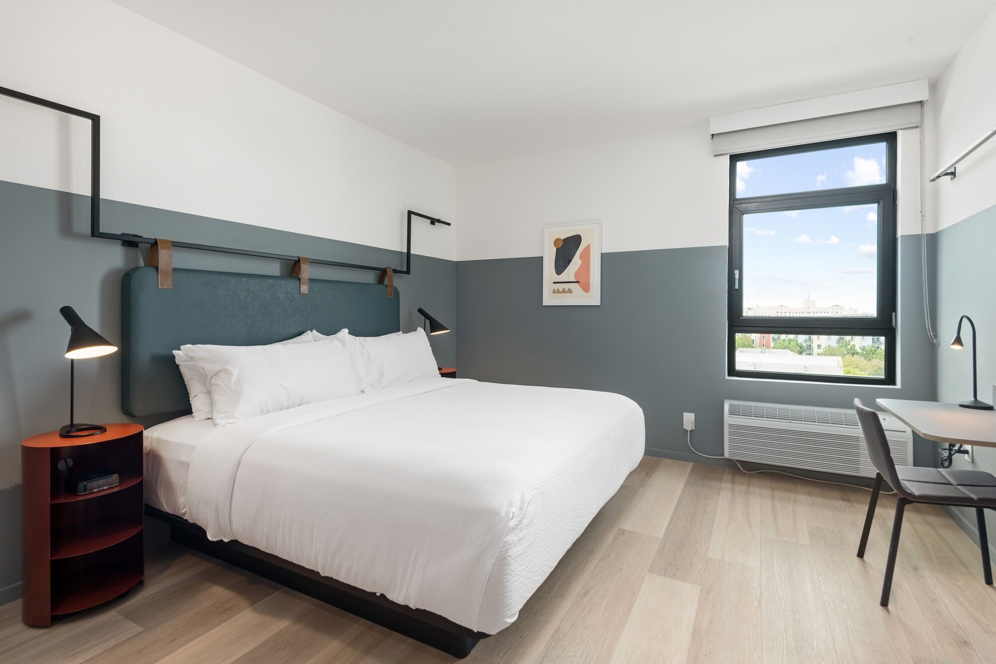 ROOM, KING BED, WITH VIEW, NO PARKING