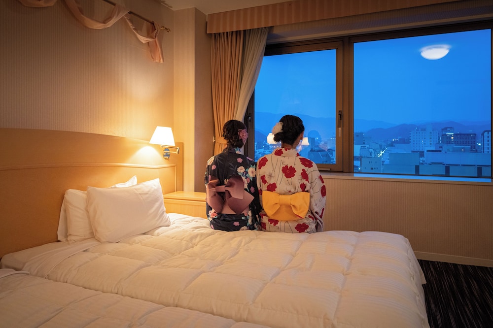 Hida Hotel Plaza 26/63