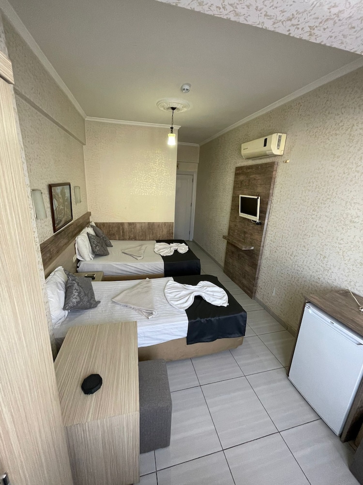 Denizhan Otel 23/50