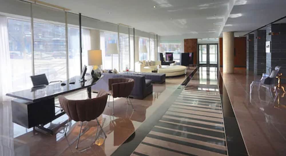 10 Hotel Formerly Opus Hotel 40/78
