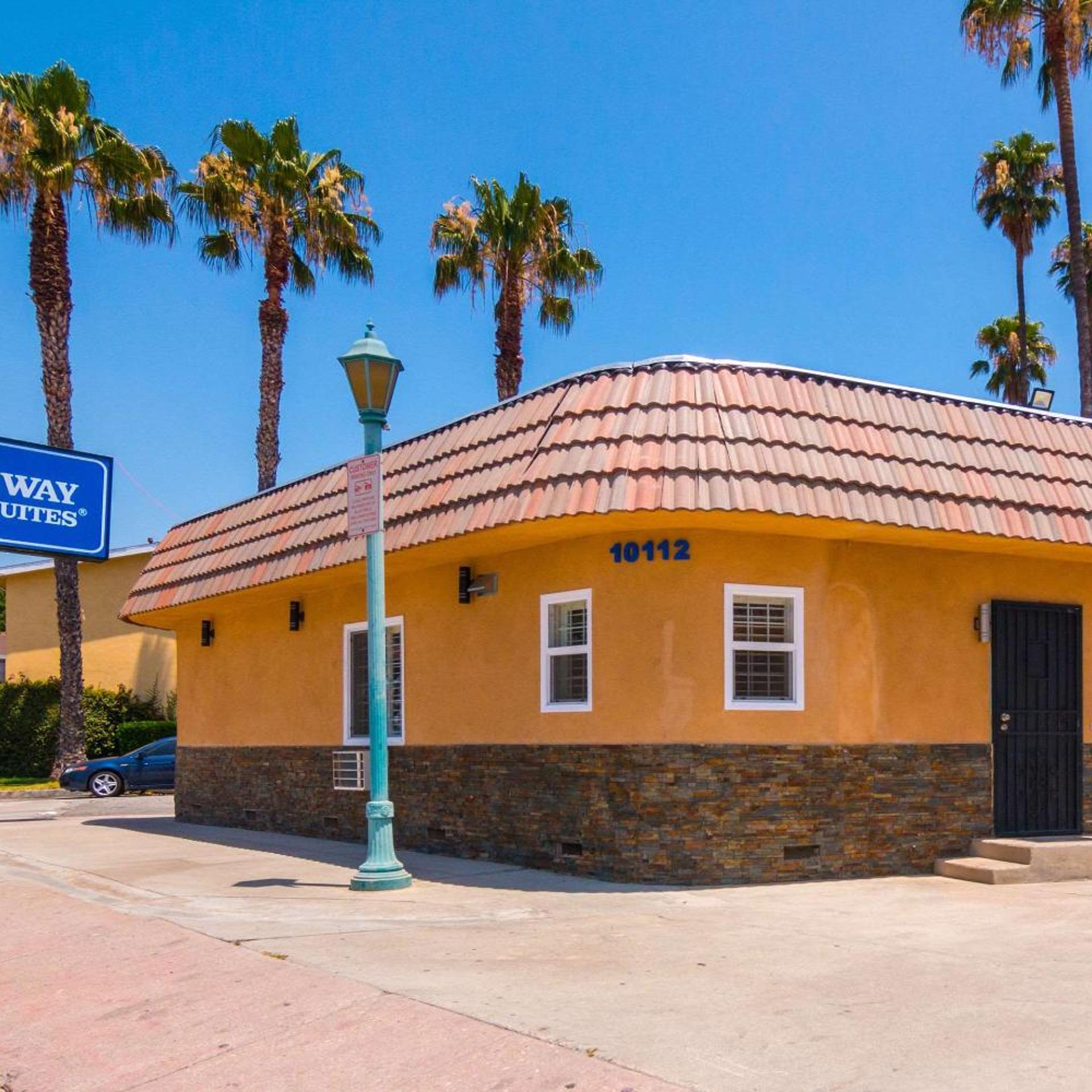 Rodeway Inn & Suites 2/19