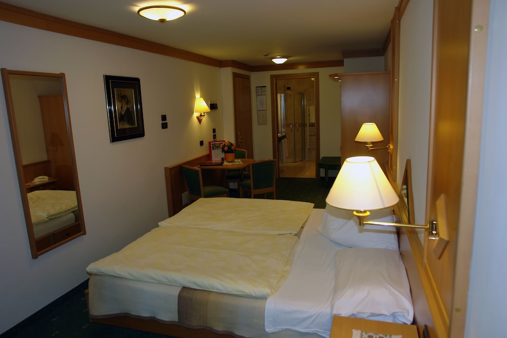 Hotel Cesa Tyrol 12/71