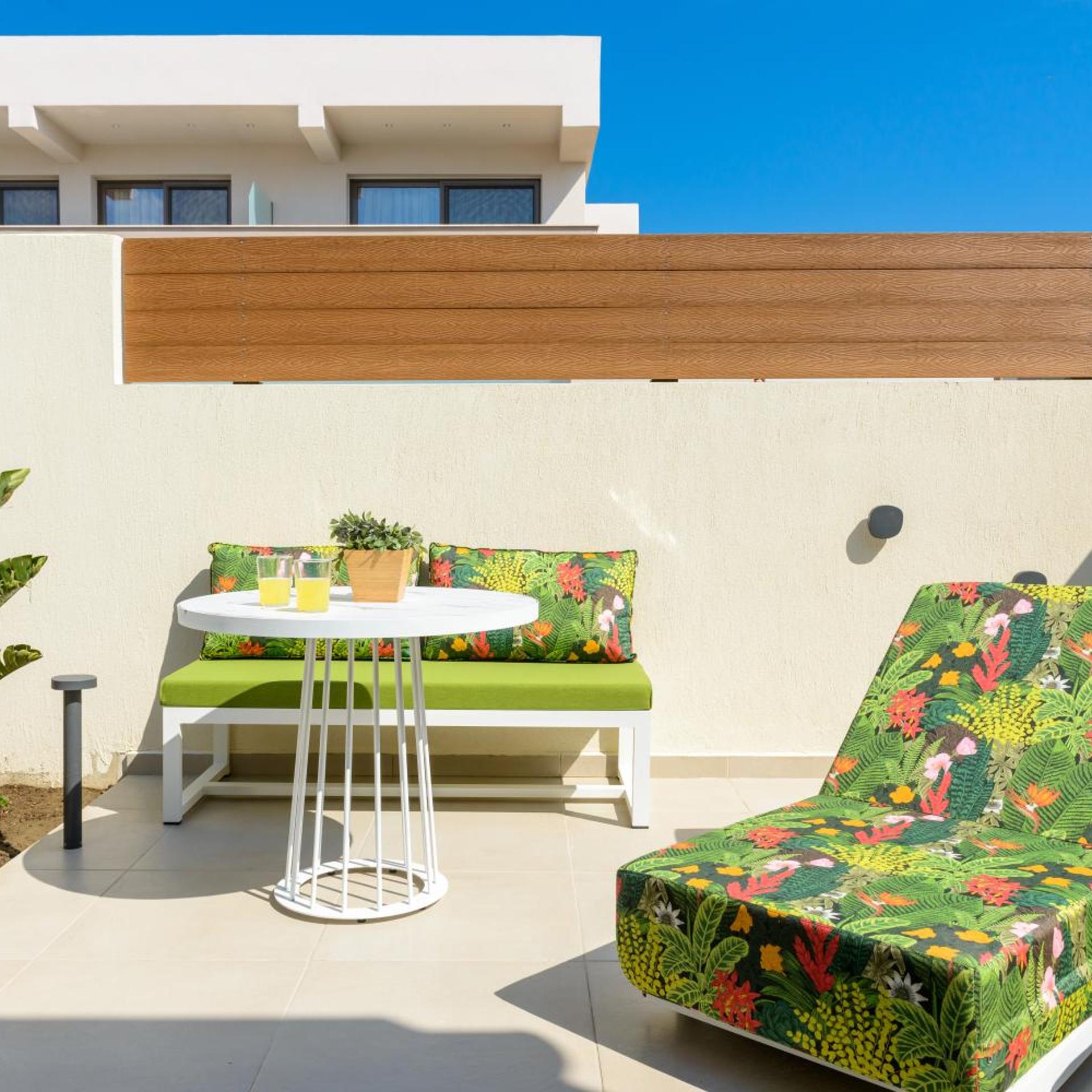 ALEA HOTEL & SUITES 5/55
