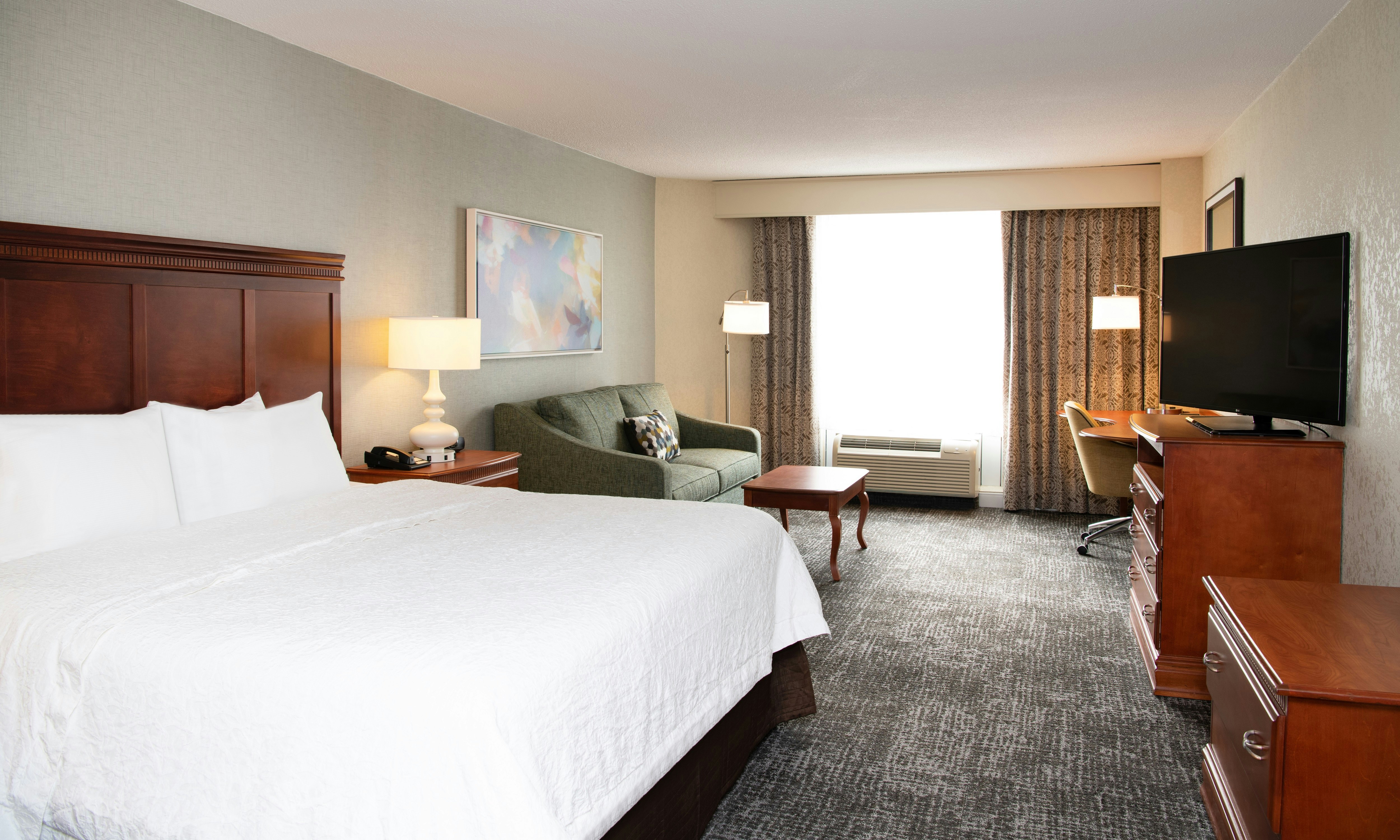Pure, Wellness, King Bed, Corner