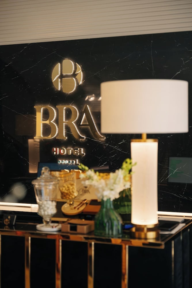 Bra Hotel 21/47