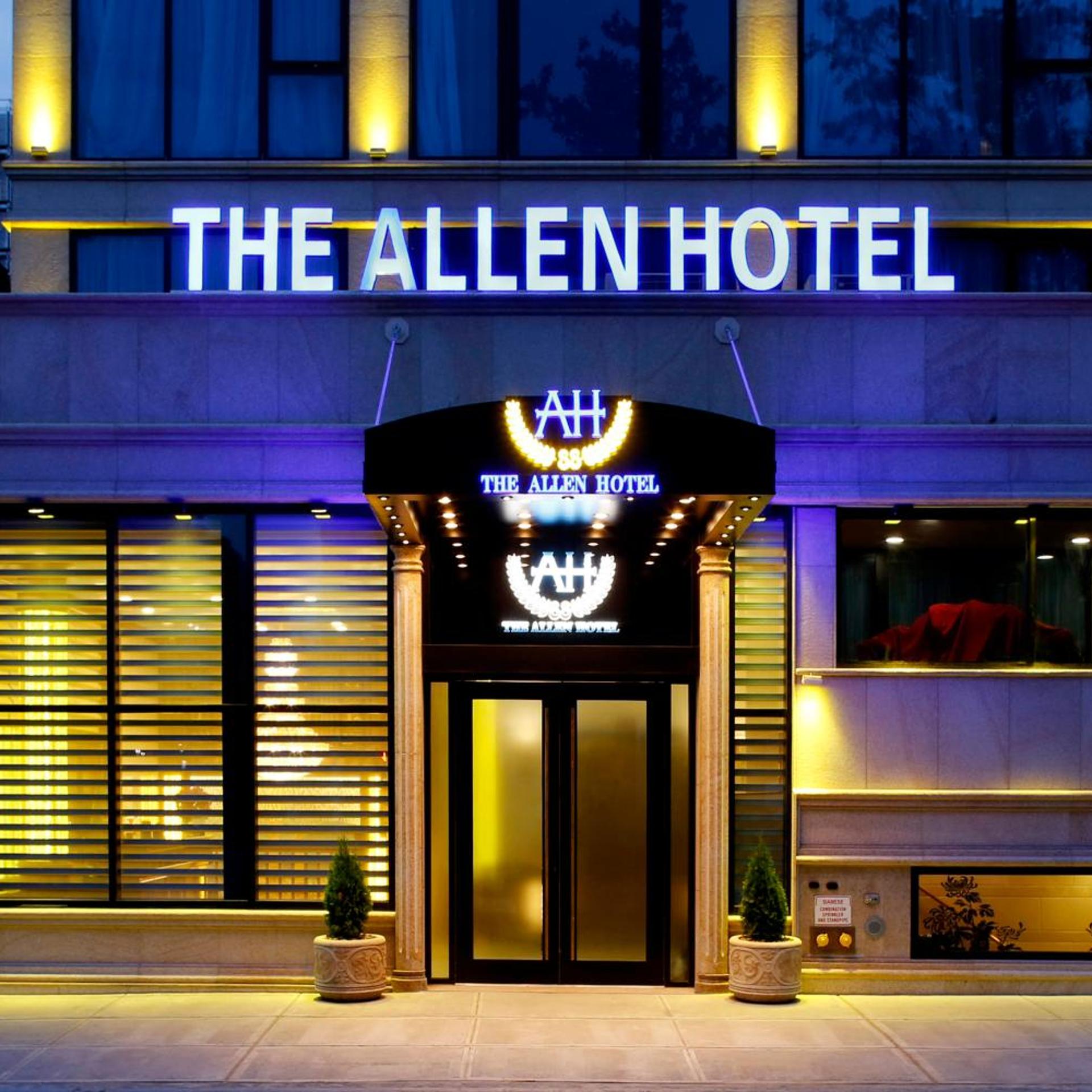 The Allen Hotel 2/50