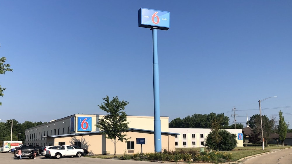 Motel6 Peoria, IL 58/66