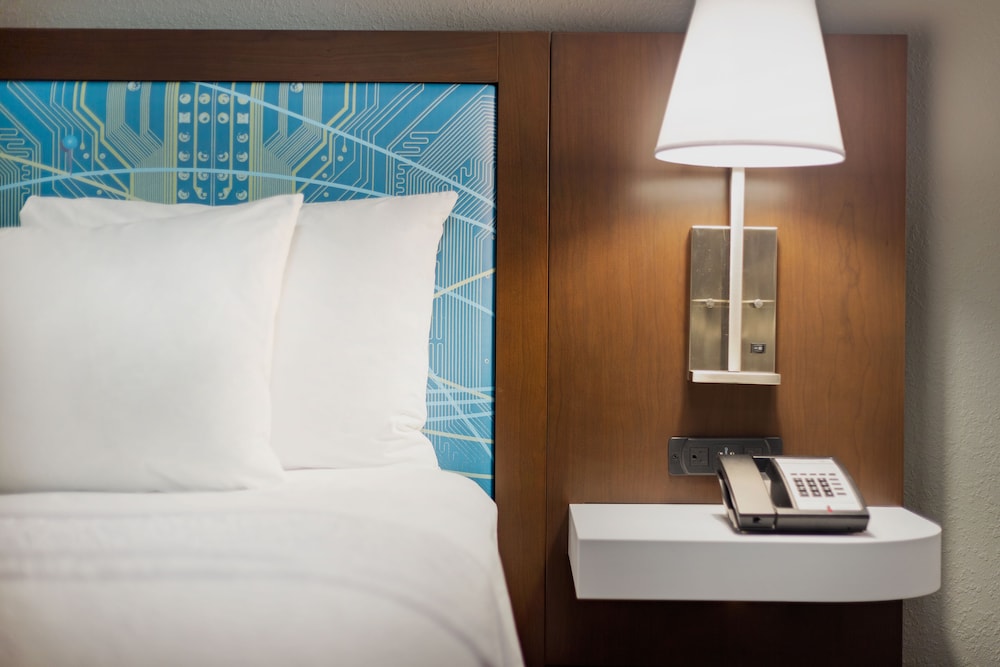 Hampton Inn And Suites Orlando International Drive North Fl 24/52