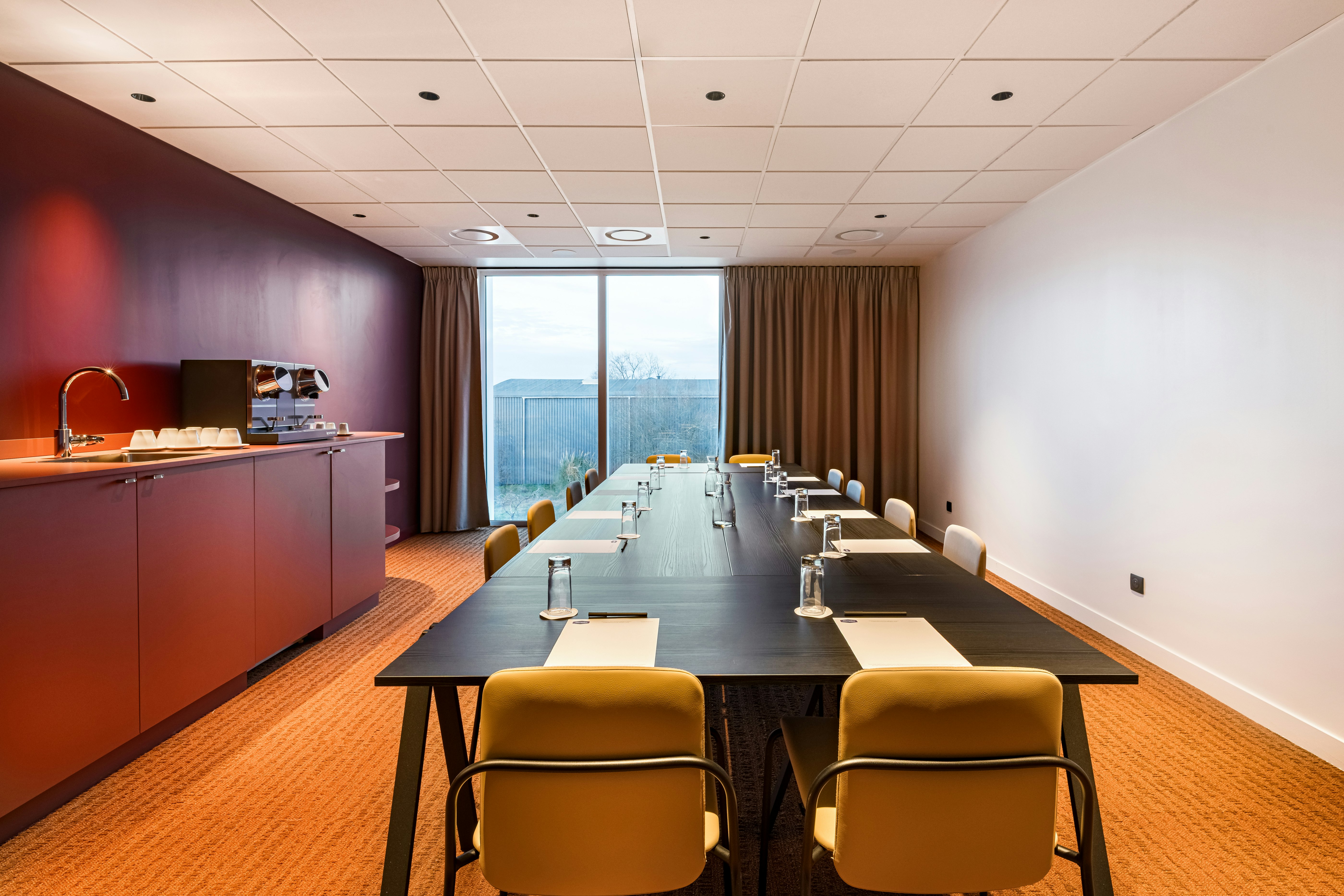 Hampton by Hilton Bordeaux Merignac Airport 38/40
