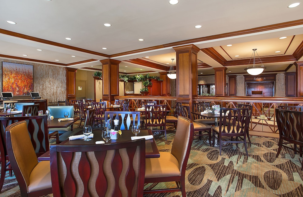 Crowne Plaza Hotel Knoxville Downtown University 47/81