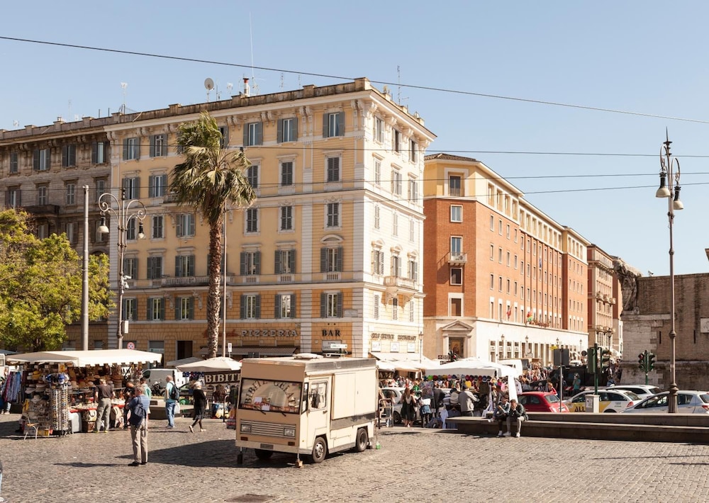 Margherita Suites 42/48