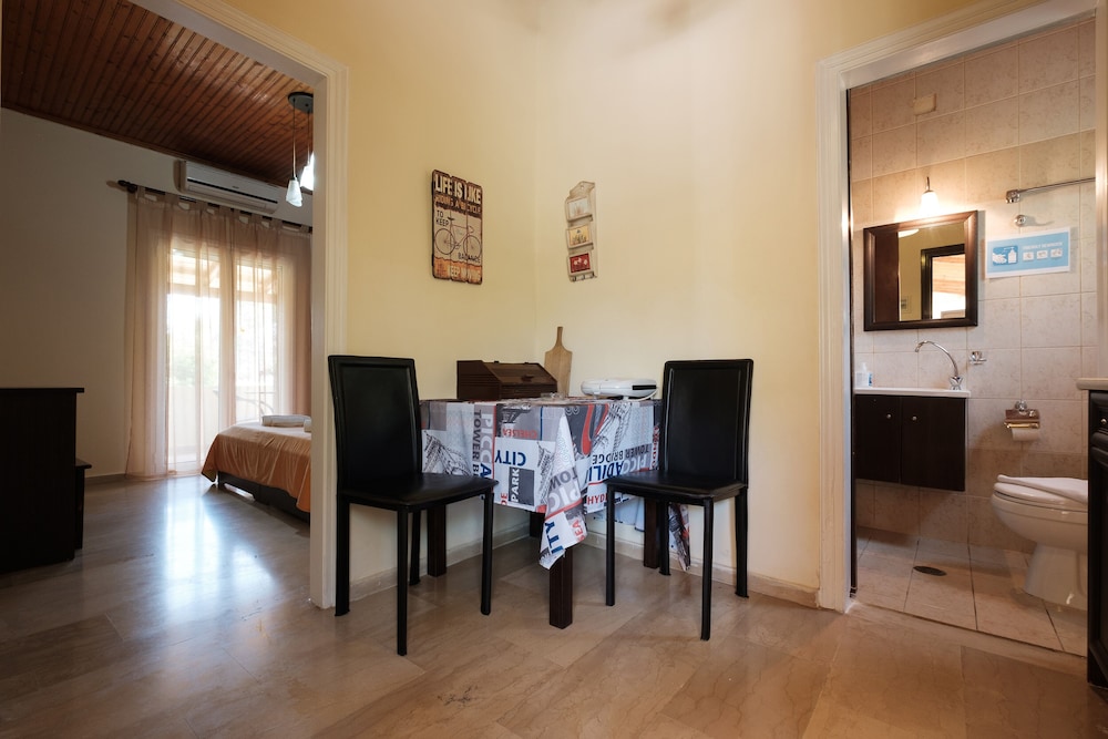 Erifili Apartments 16/30