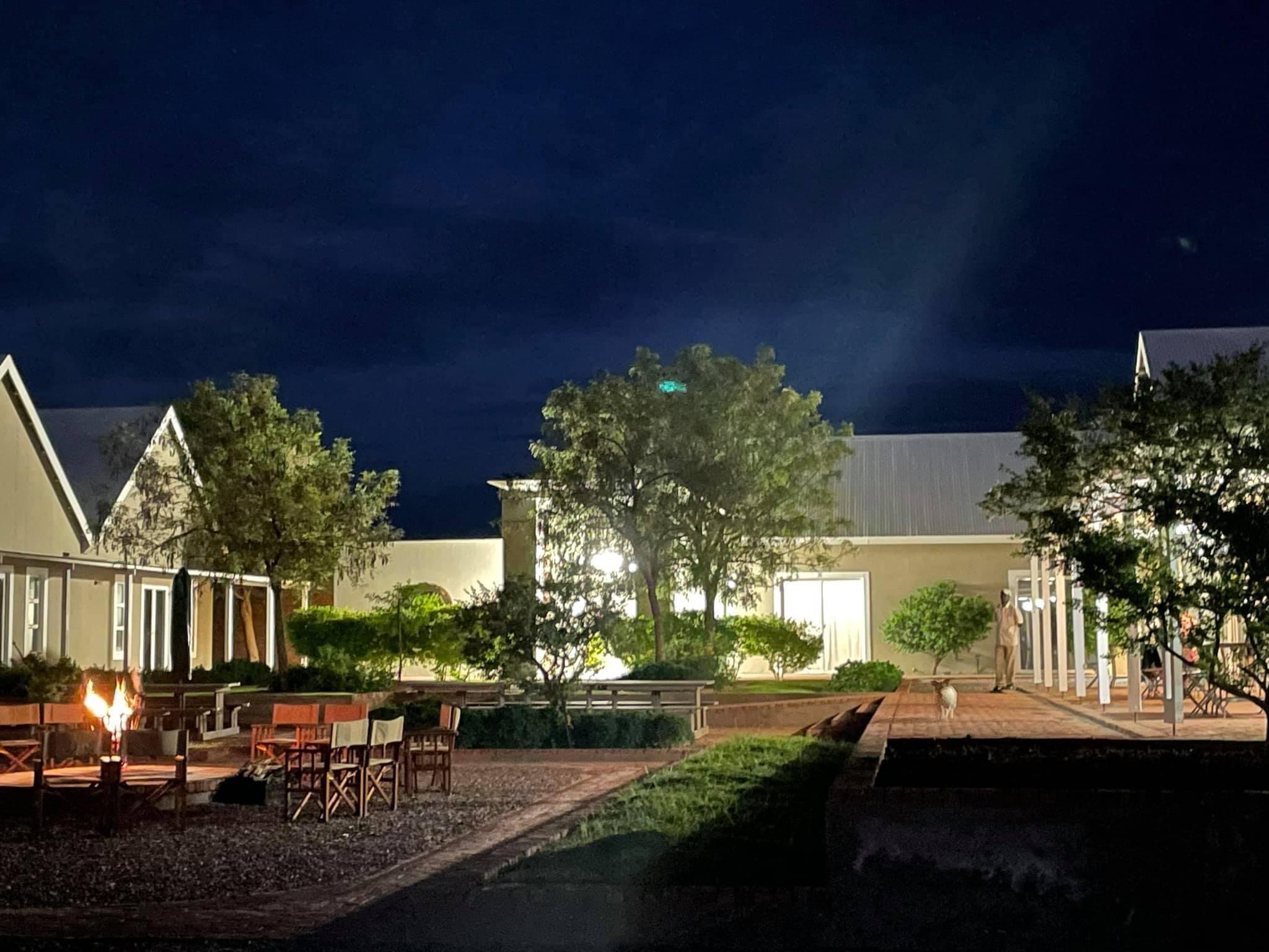 Africa Safari Lodge 30/34