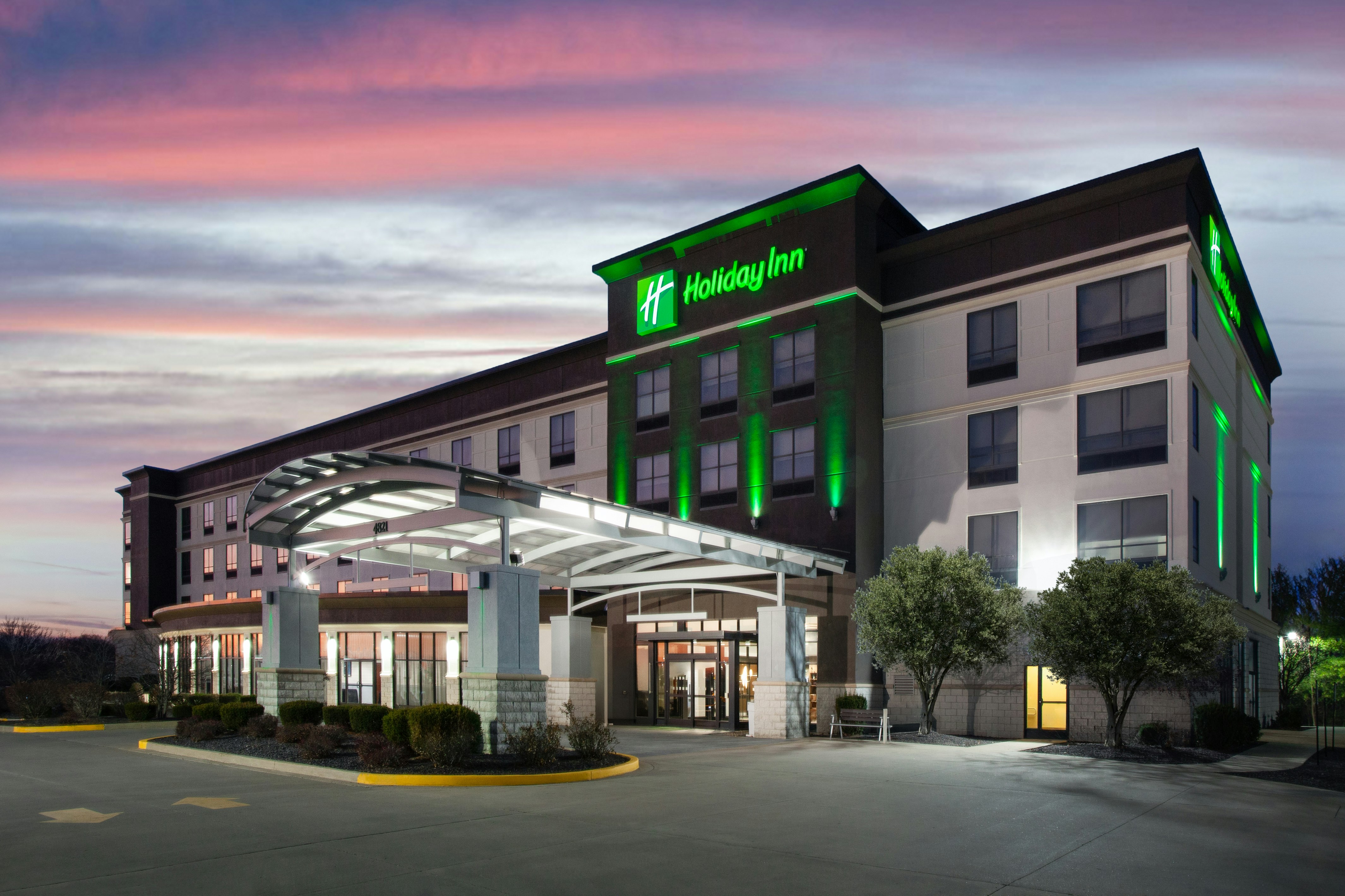 Holiday Inn Quincy, an IHG Hotel 6/75