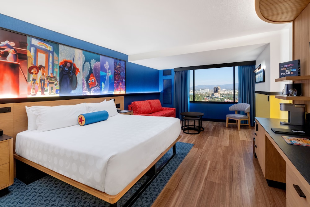 ROOM, KING BED, WITH VIEW