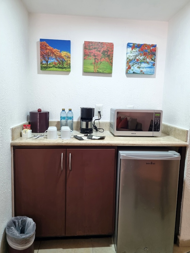 Laguna Suites Golf & Spa 9/50