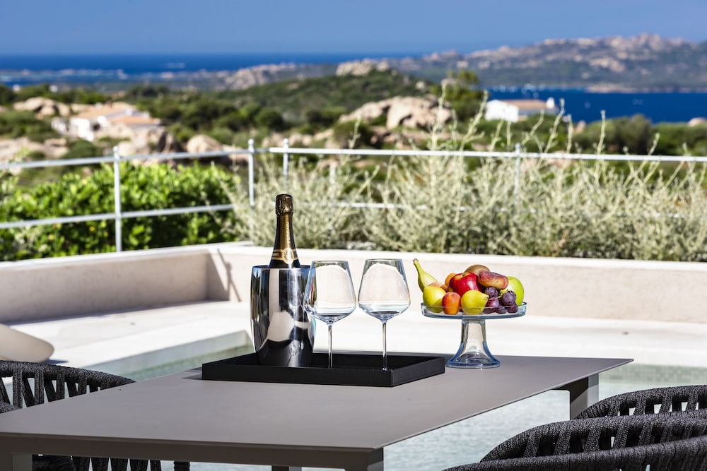 Hotel Li Finistreddi 38/73