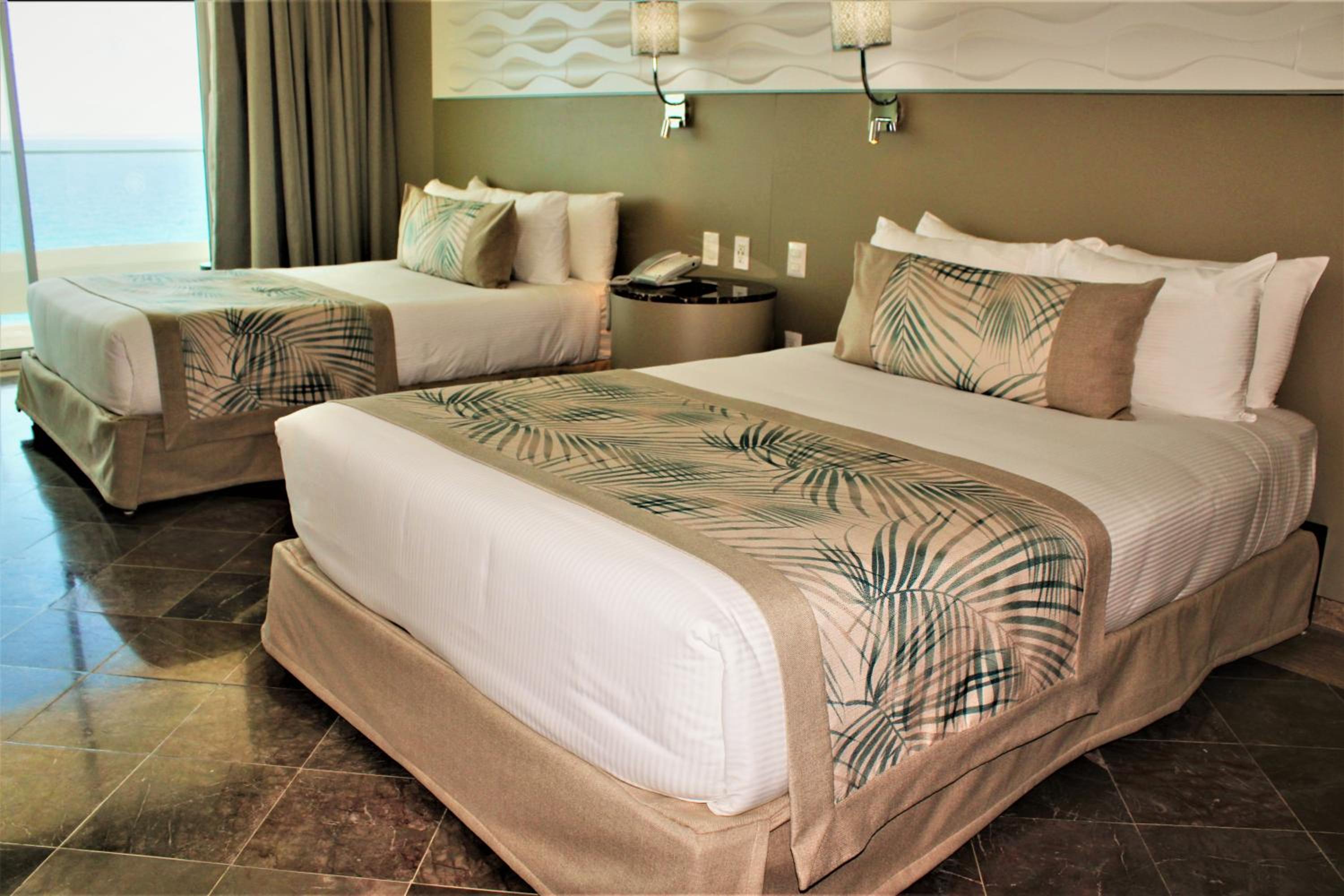 Doble Superior Ocean Front