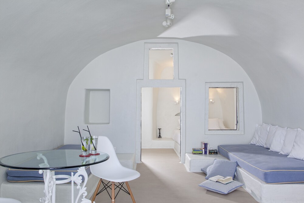 On The Rocks Santorini - Adults only 46/67