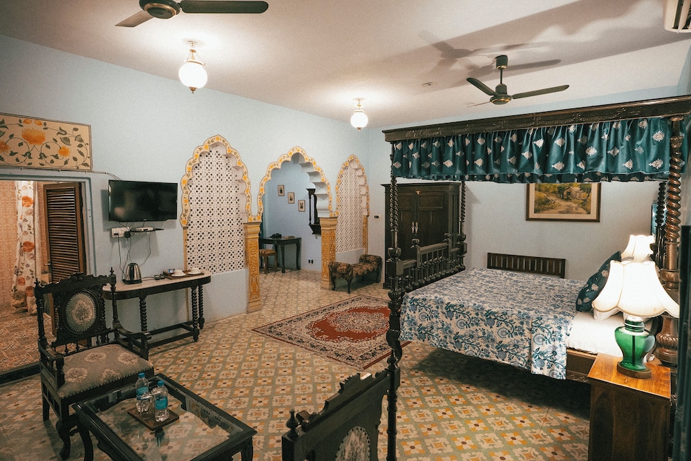 Bissau Palace 32/50