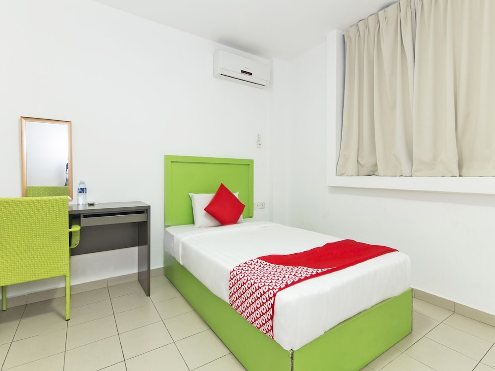 Oyo 564 Y Hotel 14/24